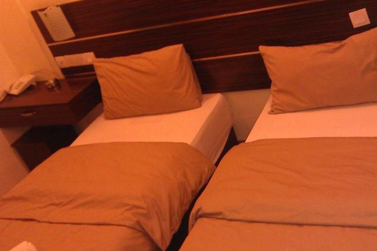 קואלה לומפור Sabrina Golden Palace Hotel מראה חיצוני תמונה